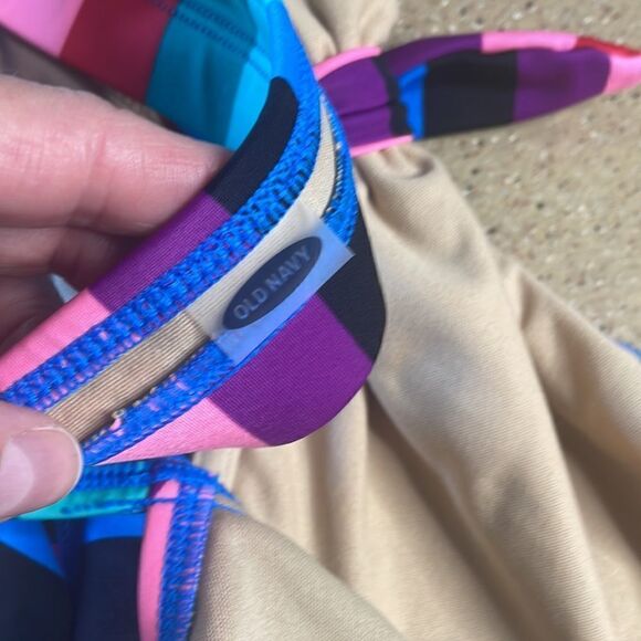 Old Navy striped bikini - Picture 10 of 15